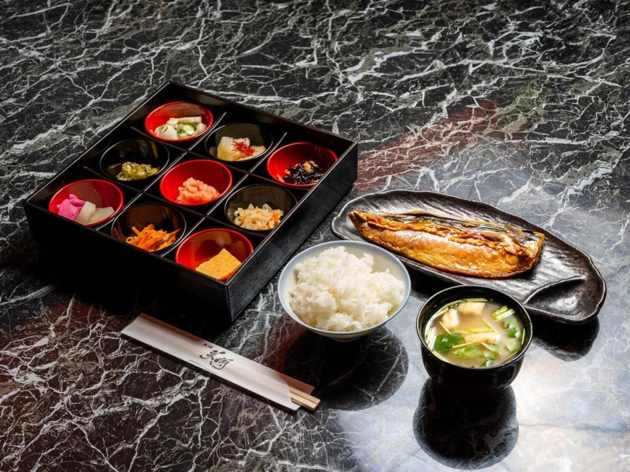 アパホテル築地駅南 ホテル 3*